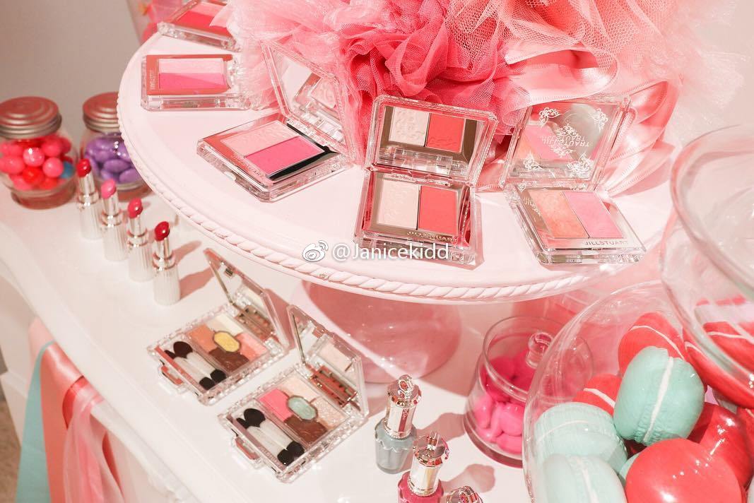 更新一波jill stuart 2019年春季彩妆新品展示会图片~- 新腮红 全7