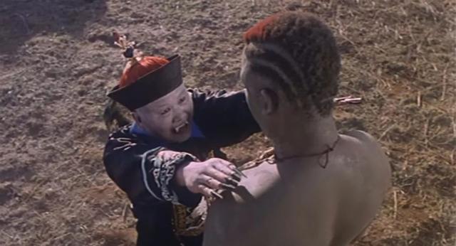 他是曾一夜红遍世界的喜剧演员，第一部电影片酬300元，59岁离世