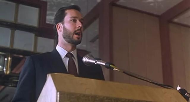 他是曾一夜红遍世界的喜剧演员，第一部电影片酬300元，59岁离世