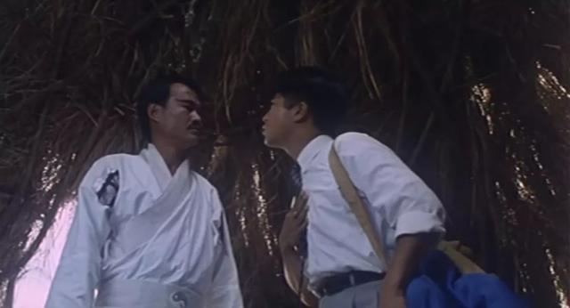 他是曾一夜红遍世界的喜剧演员，第一部电影片酬300元，59岁离世