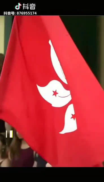 一脸认真!中国香港橄榄球队15张外国面孔齐唱