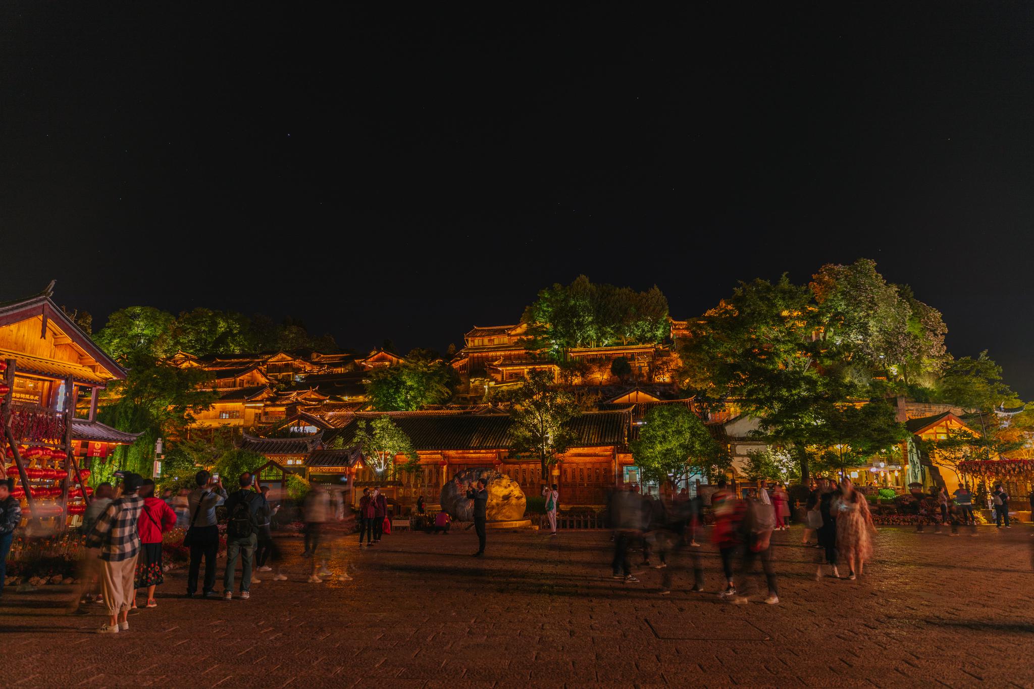 好看的丽江古城夜景每一座古城总会带给人无限的遐想和神秘的色彩