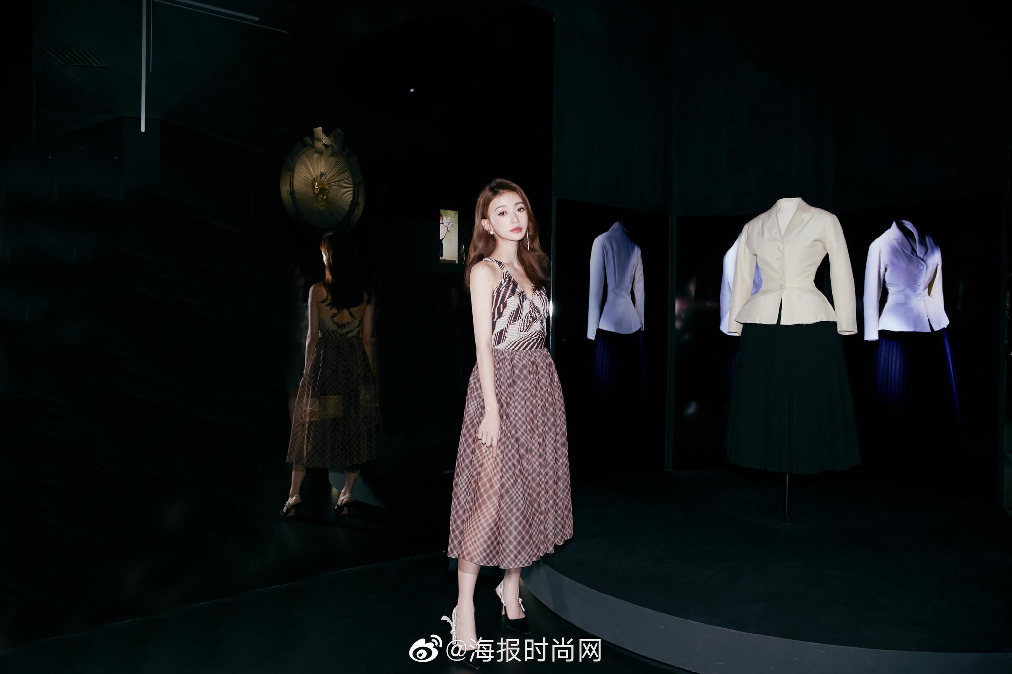 迪奥品牌大使赵丽颖和杨颖的区别_迪奥品牌大使2023
