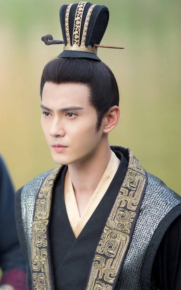 十大古装黑衣男神:肖战第四,邓伦第三,第一实至名归!__财经头条