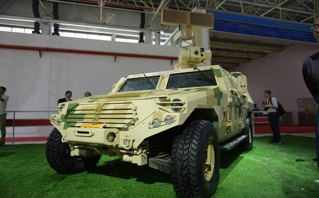 解放军轻型旅千里眼军民融合版高机动侦察监视巡逻