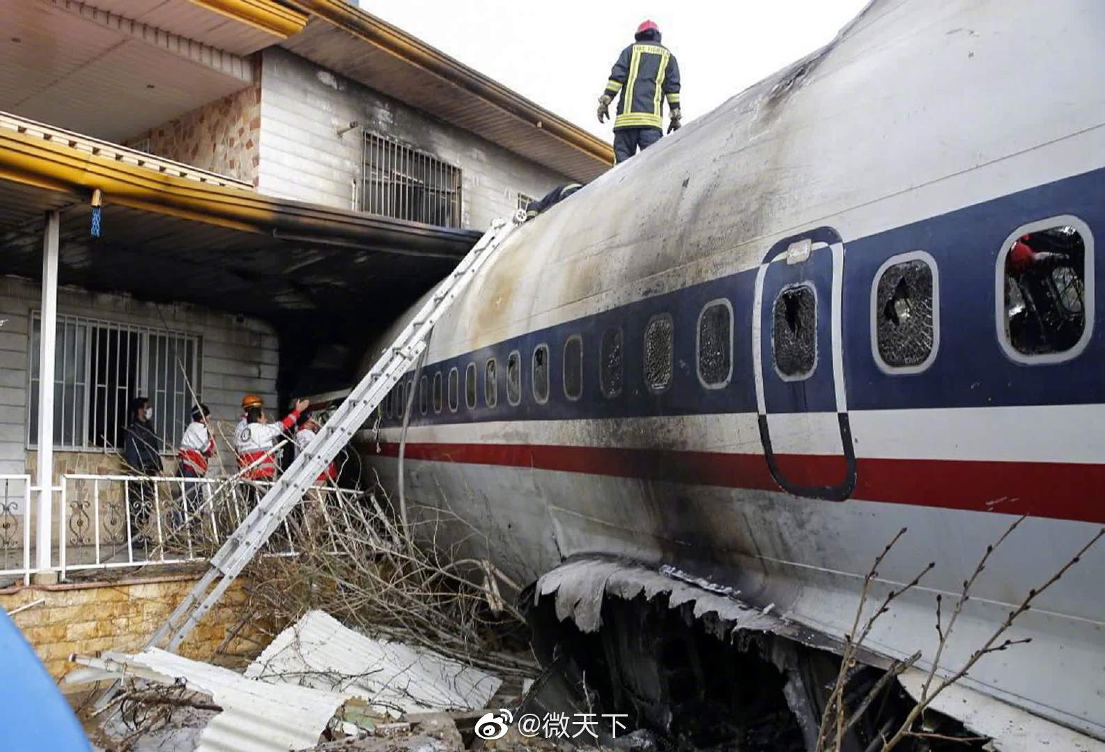 19年的世界 哪些大事令你影响深刻 Cnn用新闻图片