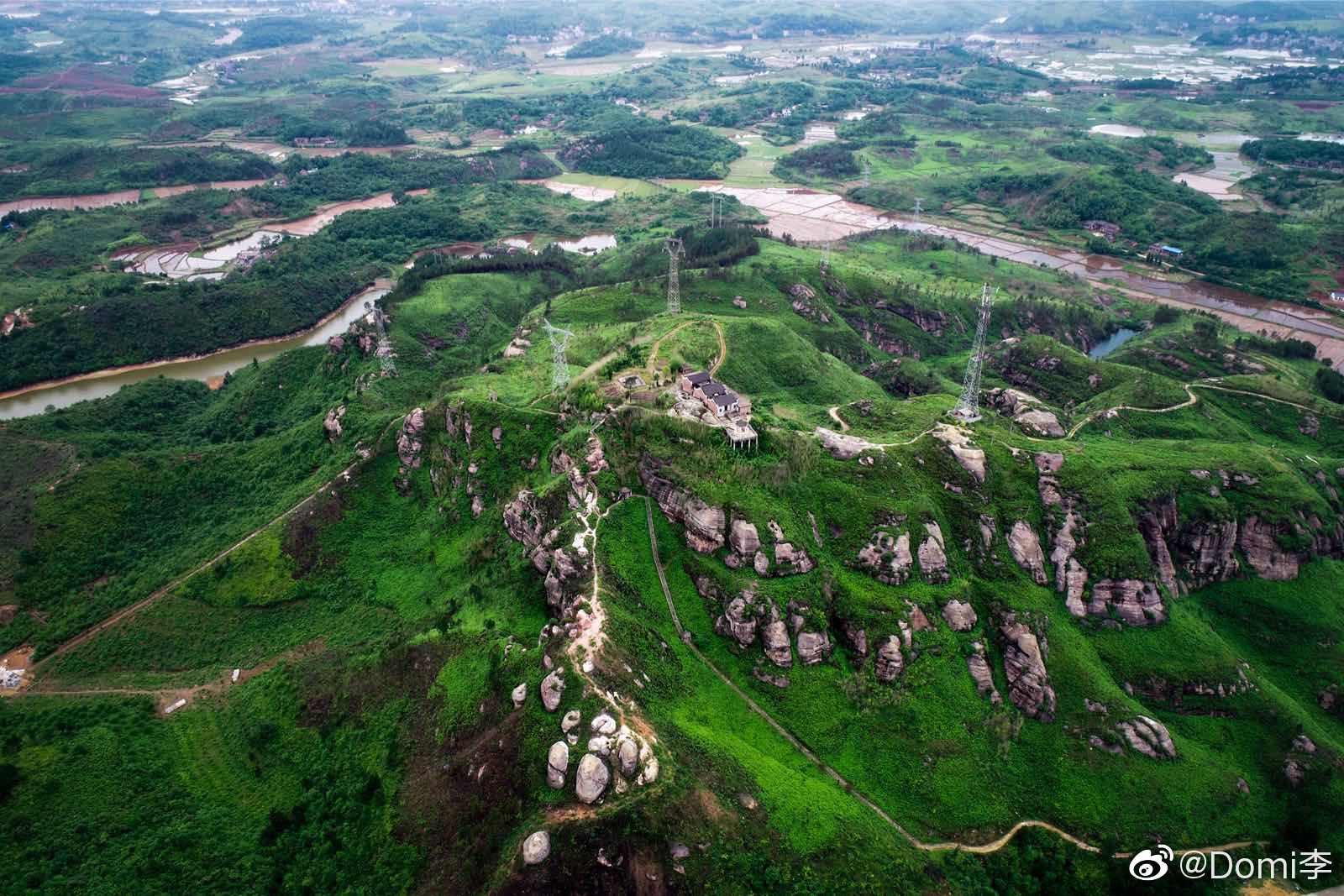 耒阳市农村养老金补贴是多少 2025年教师职称工资待遇如何