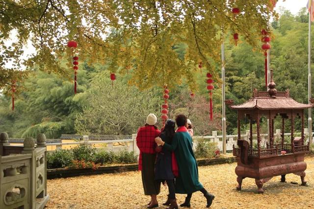 仙顶寺是湖州四大古寺之一 ,位于湖州市西贤山(湖州高铁站后),距离