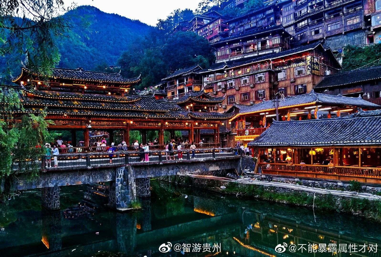 观景台可以看到全景