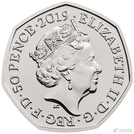 英国推出了一枚面值50便士的霍金纪念币.上面刻着黑洞,霍金的名字