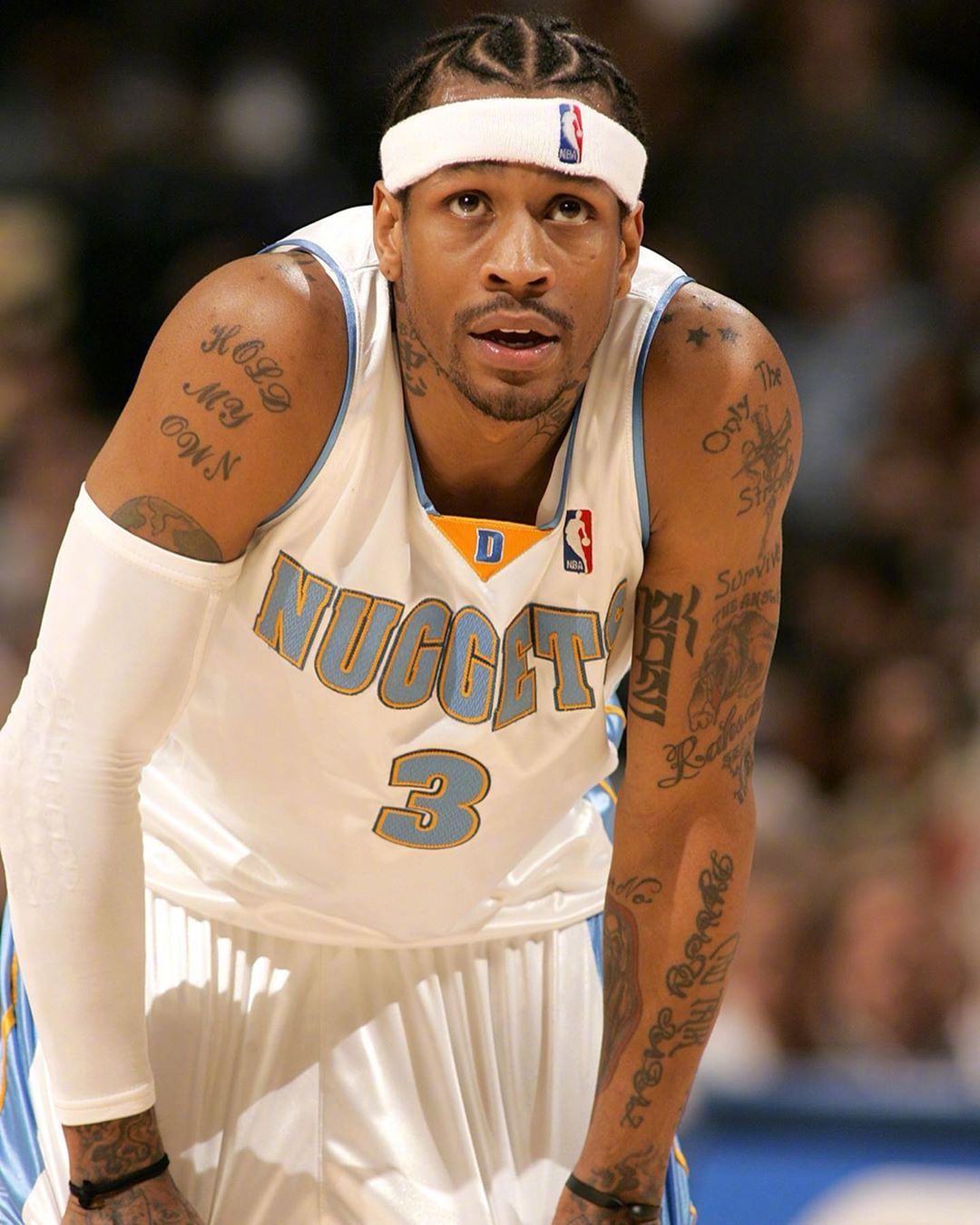 13年前,艾弗森被交易至了掘金.