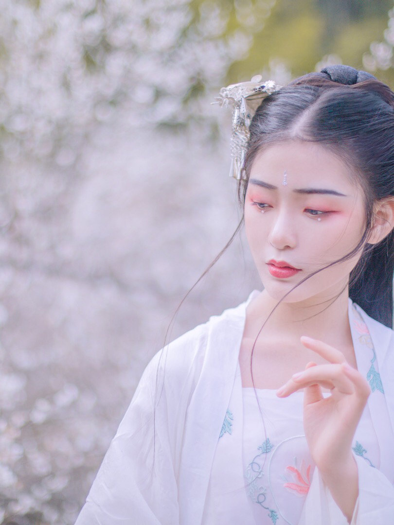 汉服十二花神令 梅花花神香雪海 汉服十二花神令 梅花花神香雪海