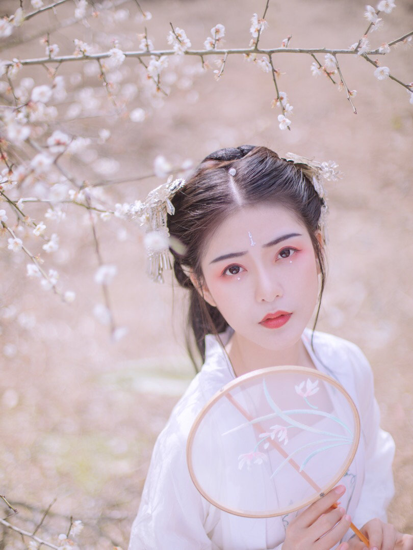 汉服十二花神令 梅花花神香雪海 汉服十二花神令 梅花花神香雪海