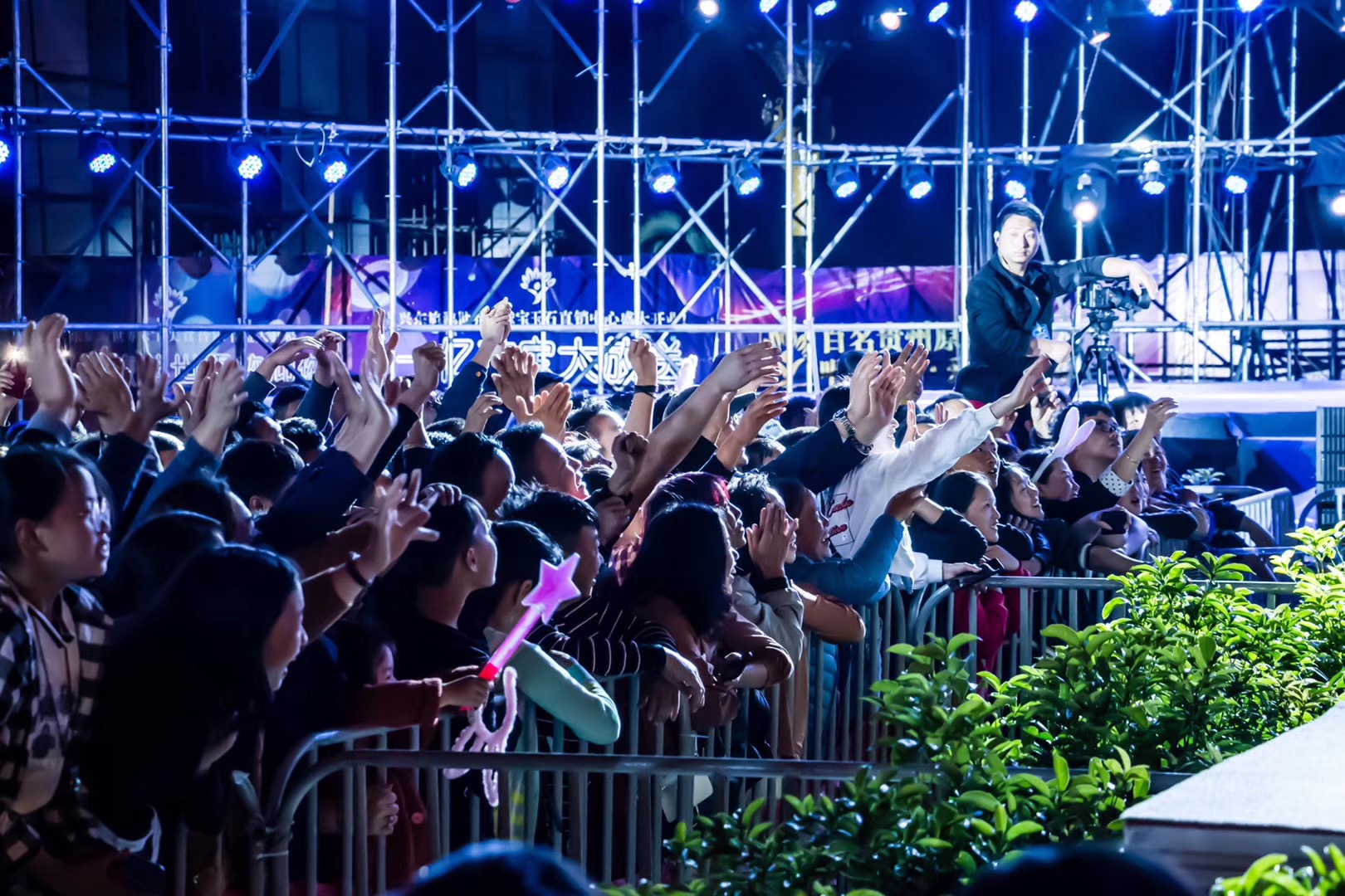 安顺大兴东旅游世界啤酒音乐节百大dj啤酒广场一起狂欢购买50元6支