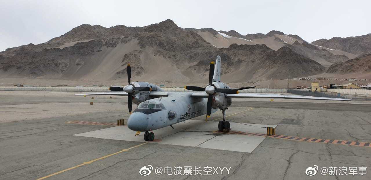 印度空军安-32运输机使用新型航空生物燃料进行高原试飞实验_高清图集