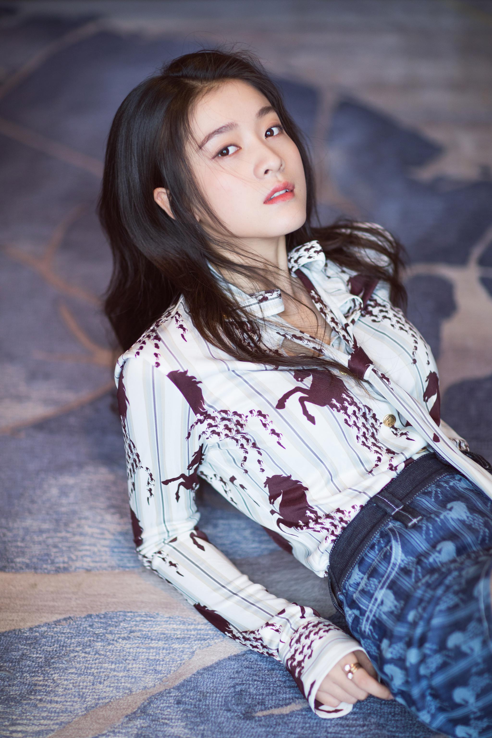 主演 @张雪迎sophie 近日出席南京路演活动|张雪迎|后援会|路演_新浪