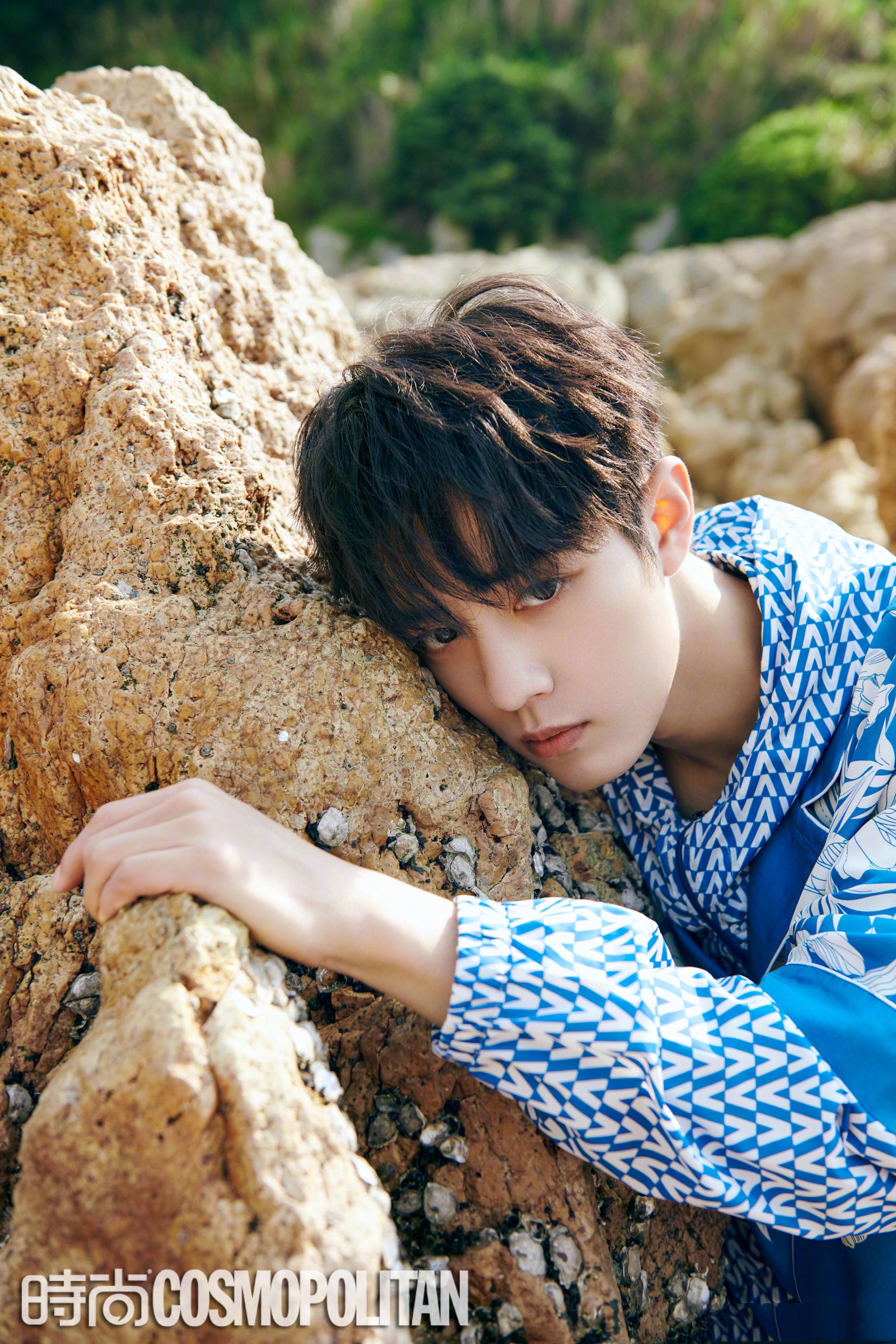 肖战×时尚cosmo《听风》 | 糟糕,是心动的感觉!