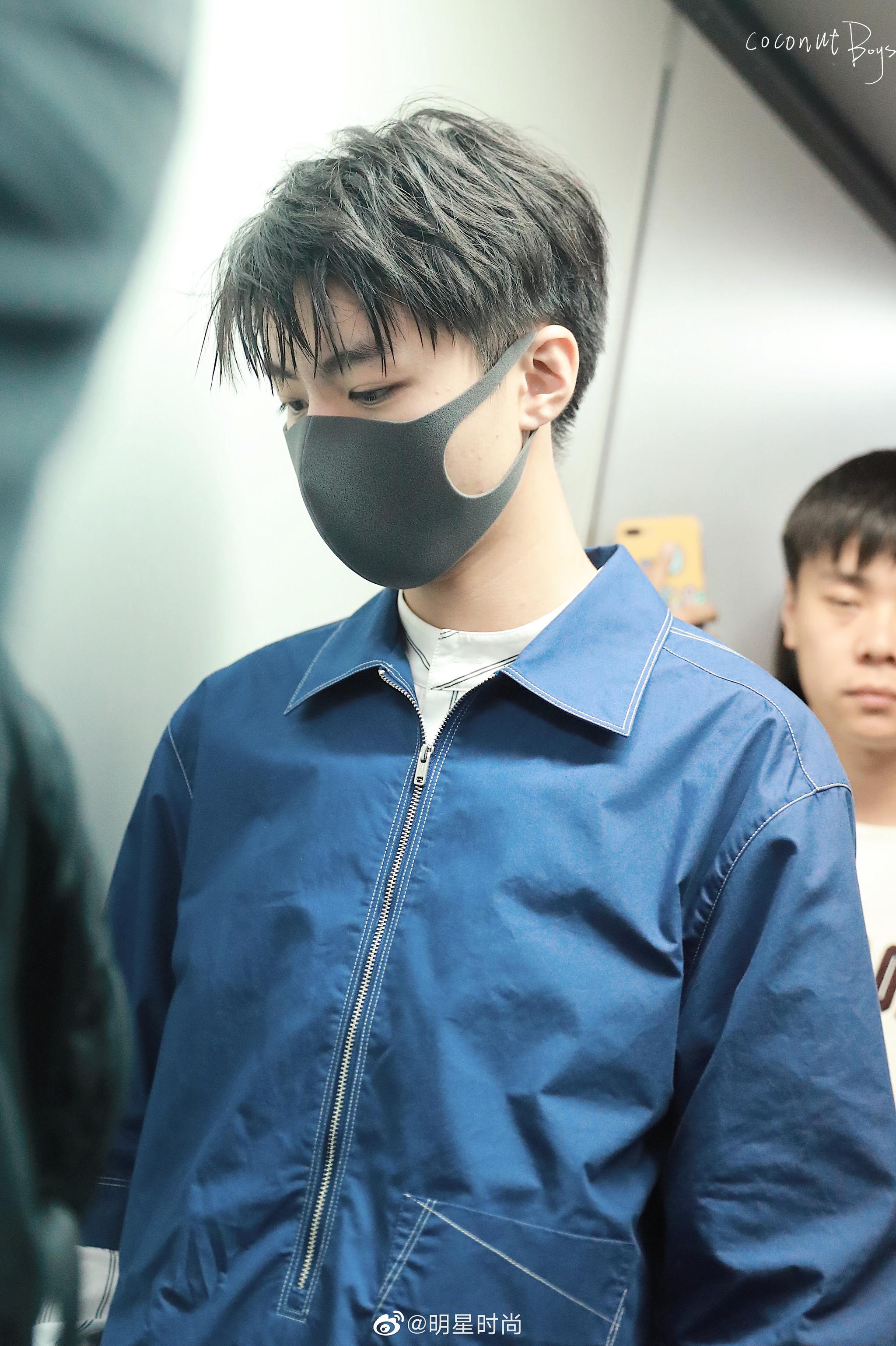 6月29日,王俊凯现身长沙机场