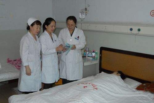 孕妈打引产针,腹中胎宝啥感觉?他所承受的罪,旁人无法想象