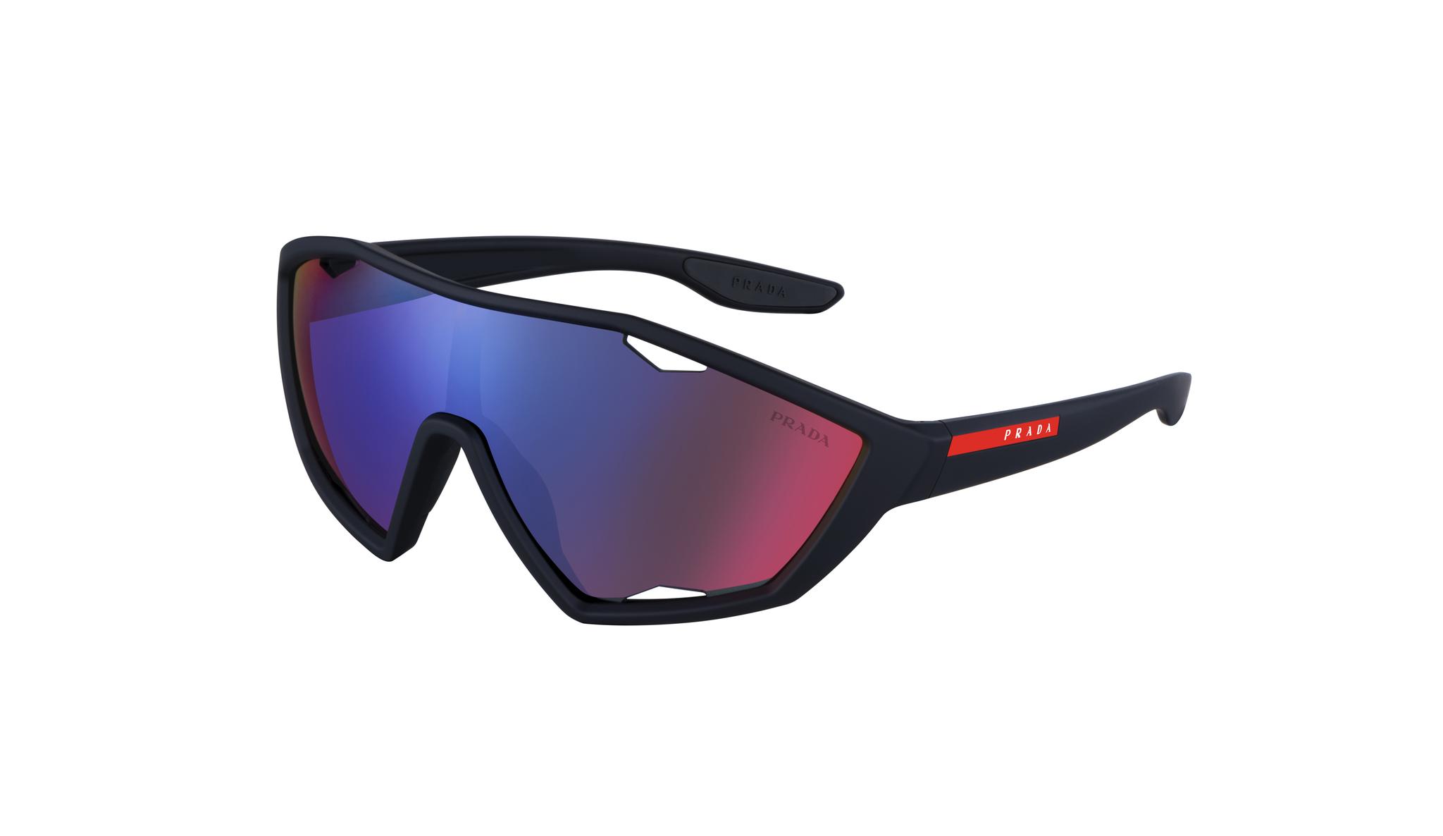 眼镜集团陆逊梯卡于北京举办2019新品预览并发布复古型格,前卫运动