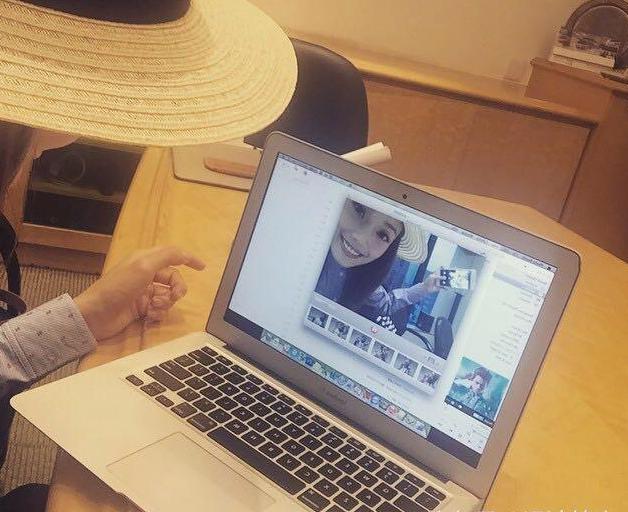 参观容祖儿在香港的豪宅,卧室外面就是花园,居住环境美得过分了休闲区蓝鸢梦想 - Www.slyday.coM 参观容祖儿在香港的豪宅,卧室外面就是花园,居住环境美得过分了休闲区蓝鸢梦想 - Www.slyday.coM