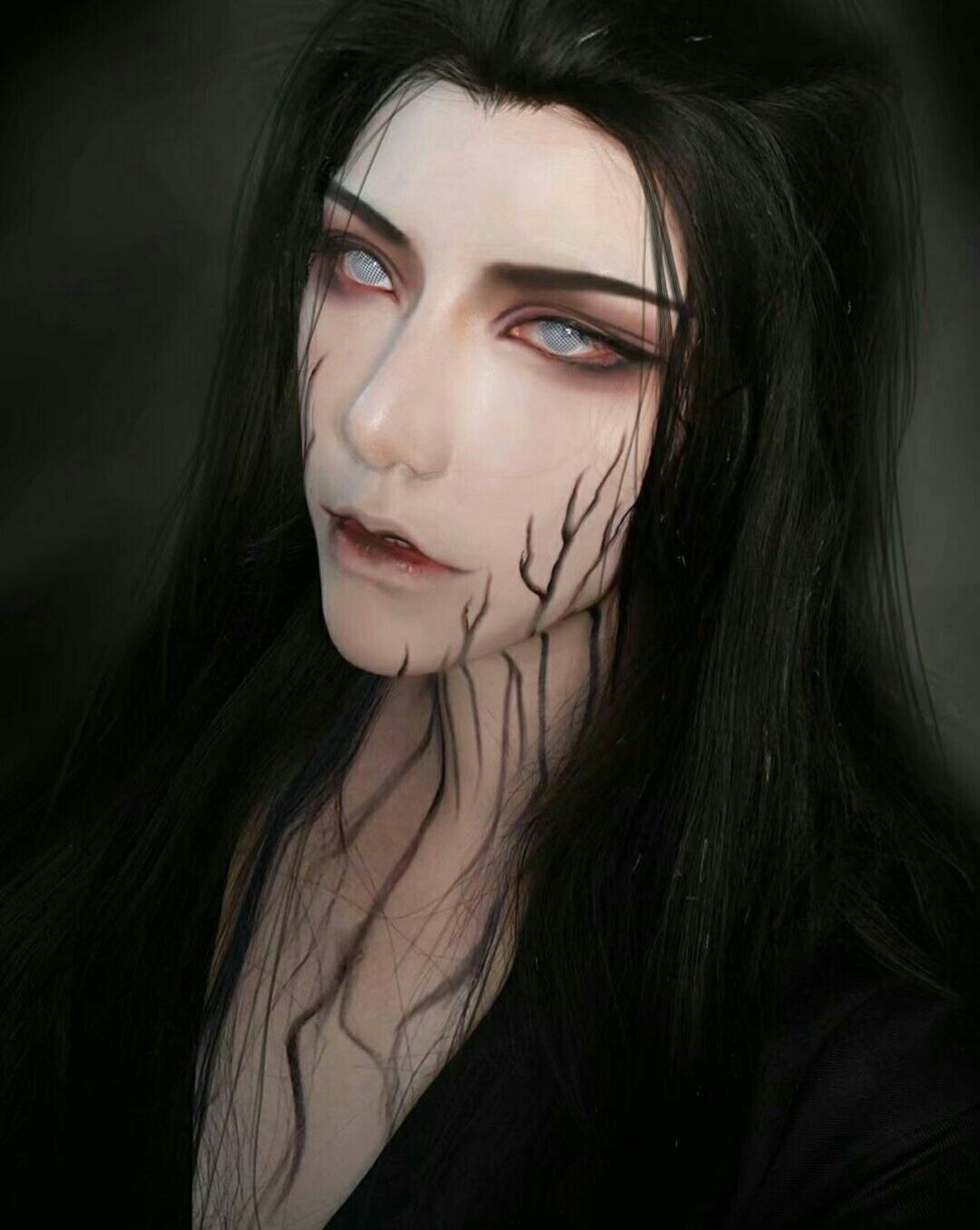 老寒还cos过温宁小天使,温宁前世是温家的子弟,非常阳光的一个人,给人