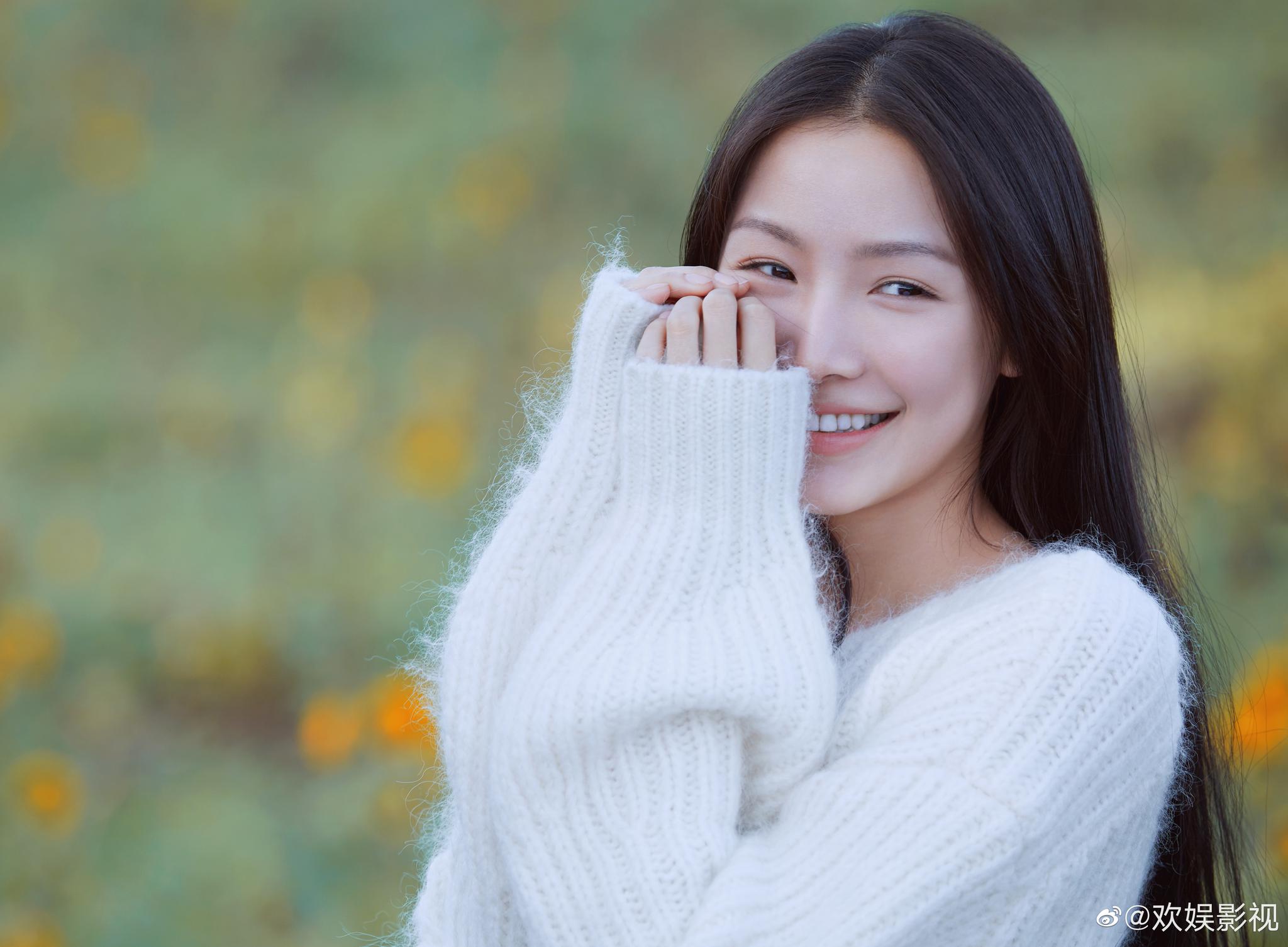 欢娱影视演员张南zz公开一组最新写真