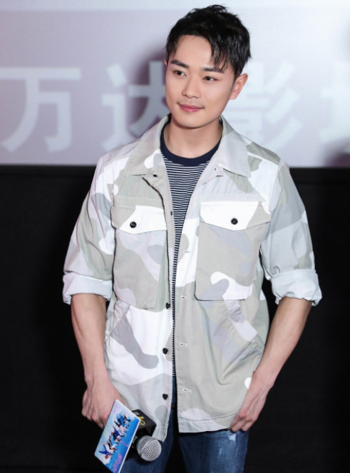 他是90后童年的回忆,为女友退出圈子,如今老婆比他还红