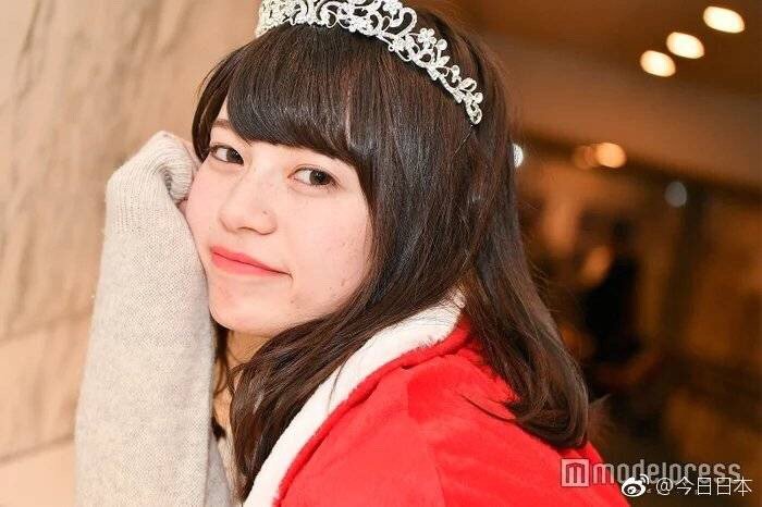 获得2018年"日本第一可爱女高中生"称号的混血女孩儿あれん