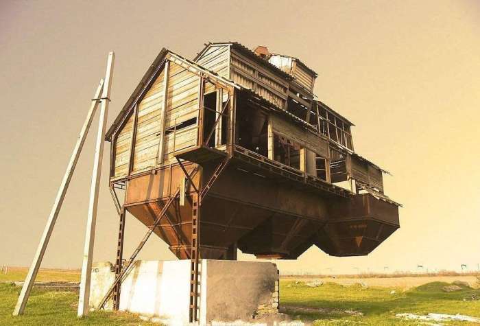 世界上最有名的4栋"危楼,一个为炫富建的,一个直接建在树上