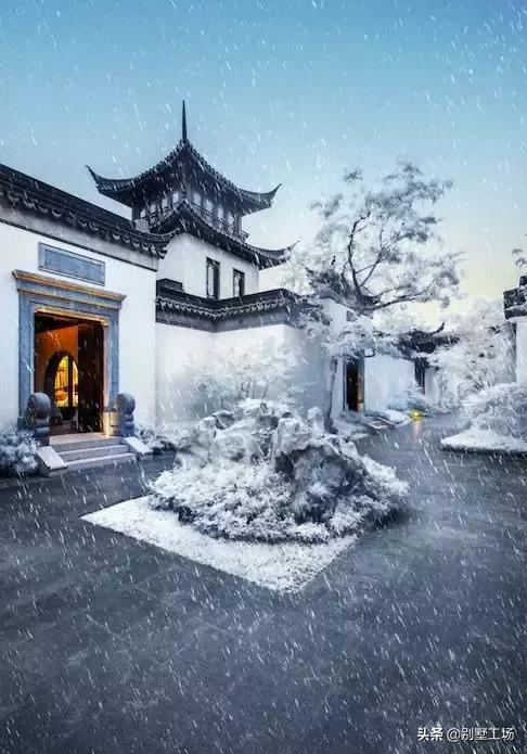 雪下中式庭院,雕栏玉砌依然在,朱颜未曾改