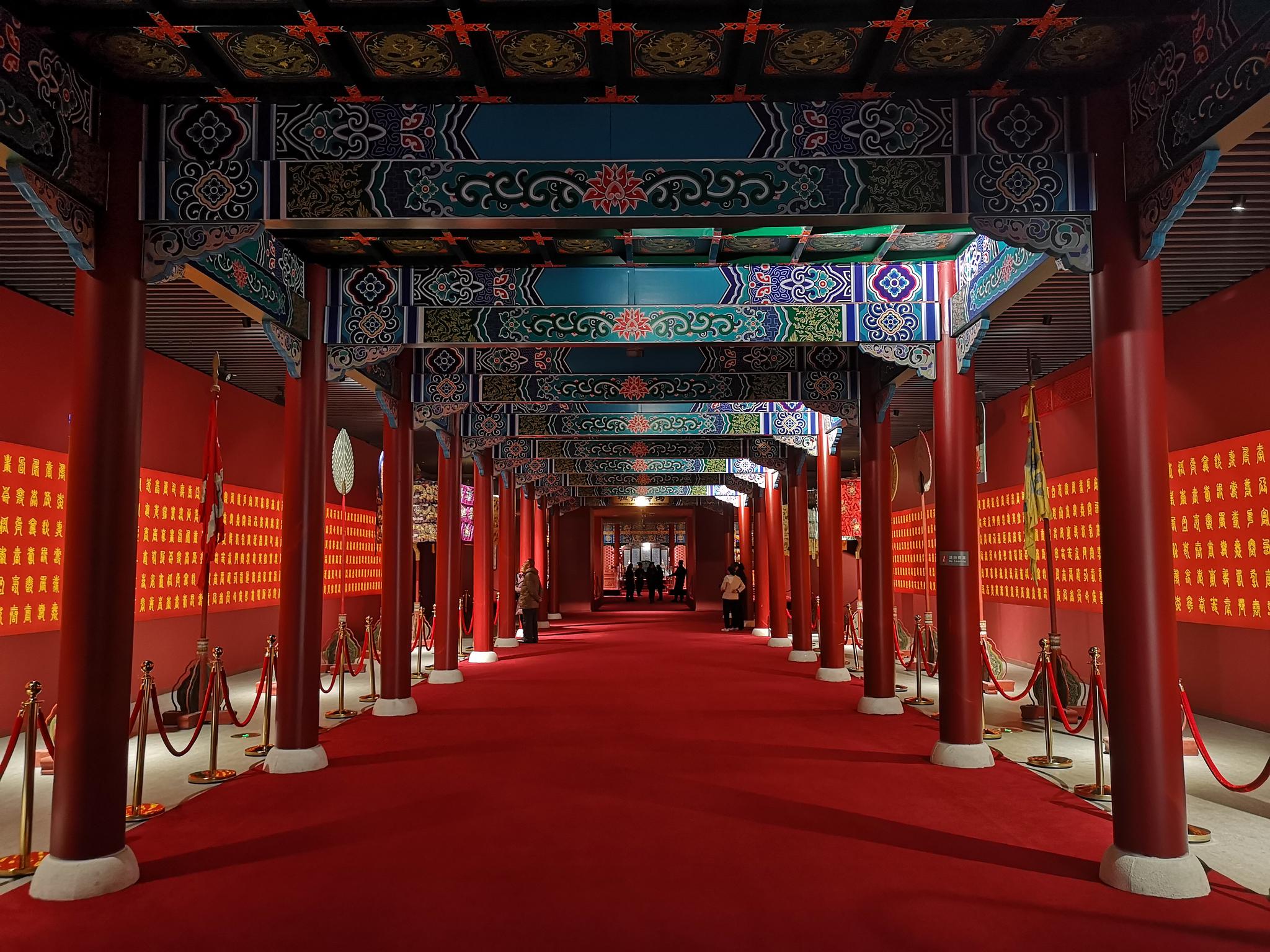 太原市博物馆的故宫文物展,布景还挺漂亮