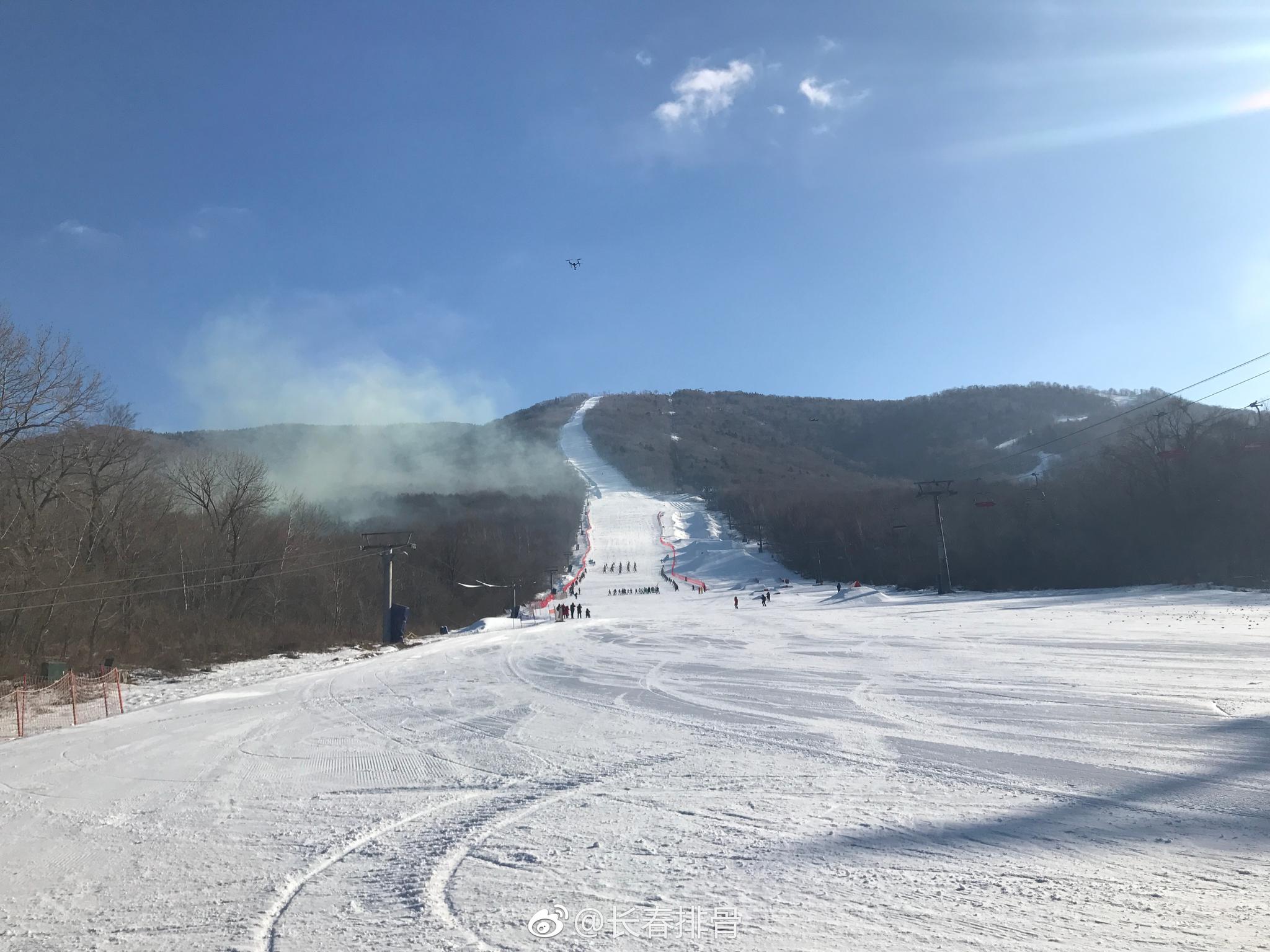 第24届中国·吉林国际雾凇冰雪节今天上午在北大壶滑雪场正式启幕