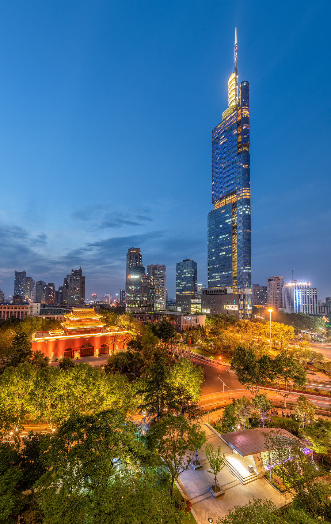 紫峰大厦,鼓楼广场,虎踞龙盘.