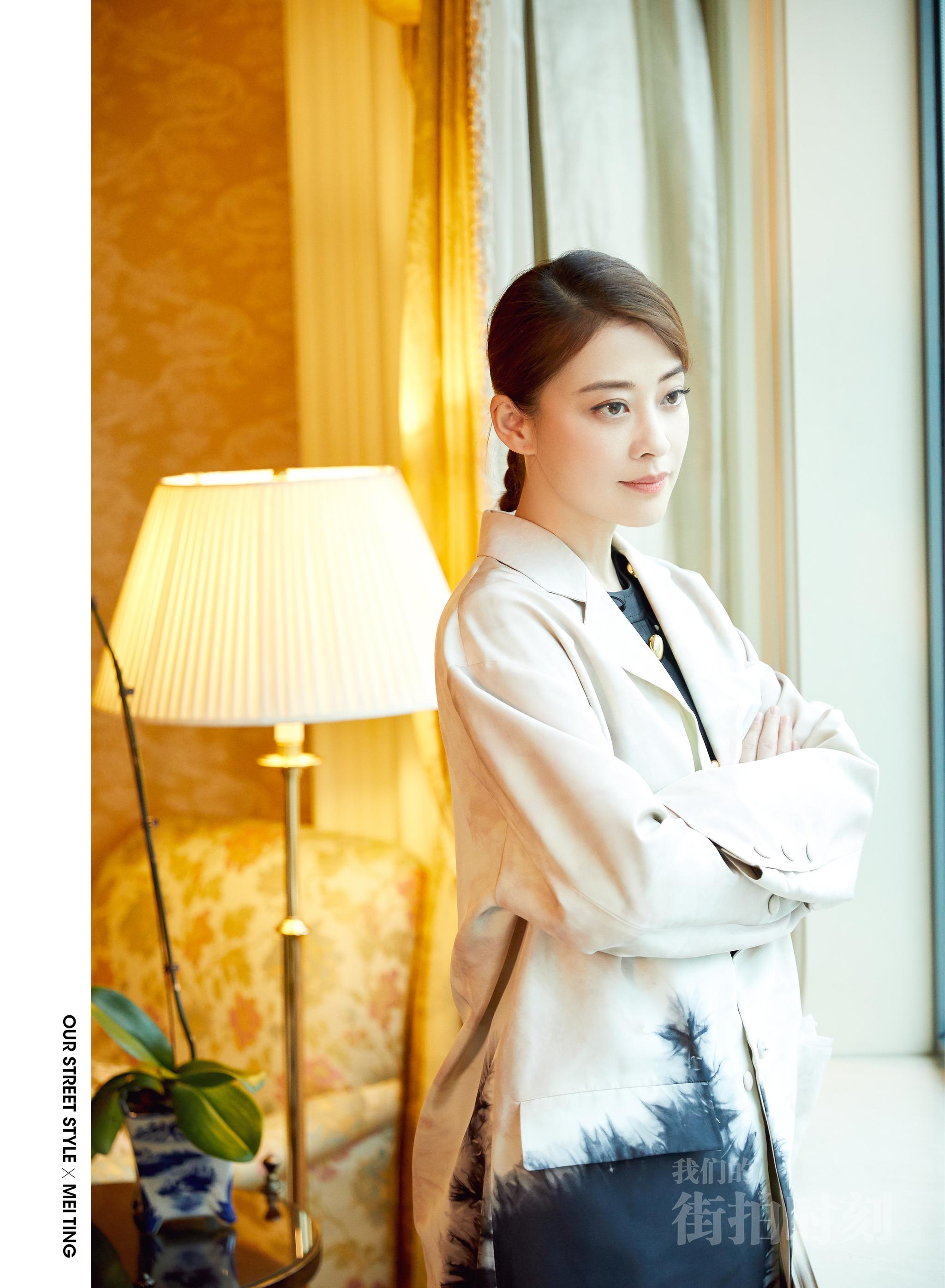 我们的街拍时刻 女士街拍 第三百九十六期 潮拍动人 主题    @梅婷