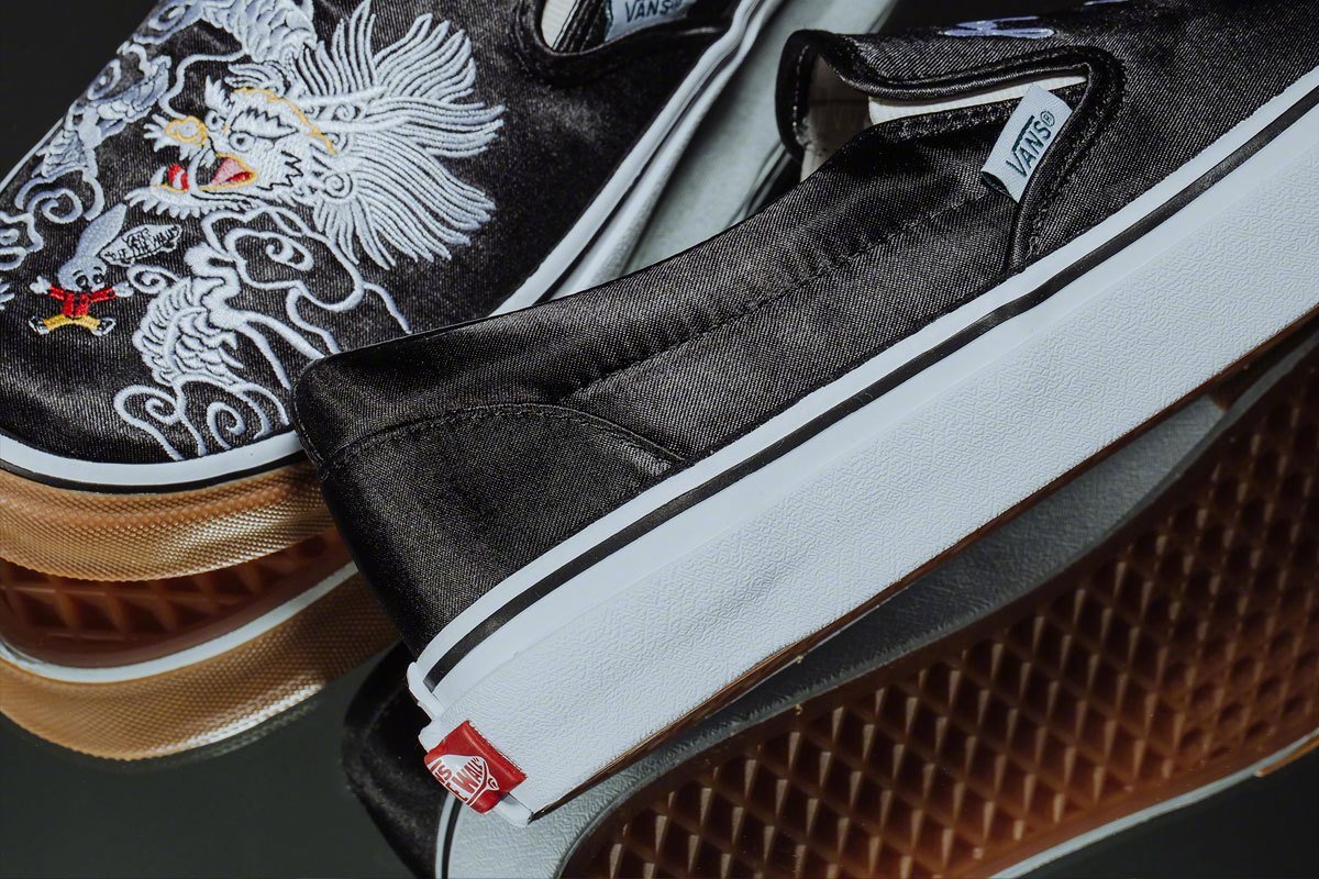 中野史郎主理的日本品牌rollicking 携手vans 带来一双融入日式刺绣