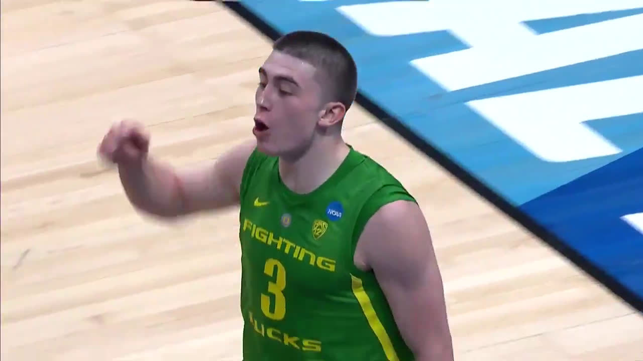 来自俄勒冈大学的大一五星中锋Bol Bol在今日