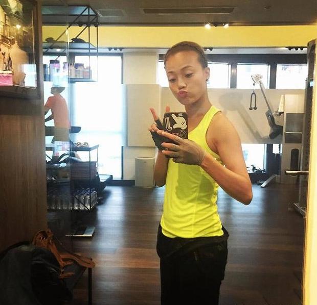 参观容祖儿在香港的豪宅,卧室外面就是花园,居住环境美得过分了休闲区蓝鸢梦想 - Www.slyday.coM 参观容祖儿在香港的豪宅,卧室外面就是花园,居住环境美得过分了休闲区蓝鸢梦想 - Www.slyday.coM