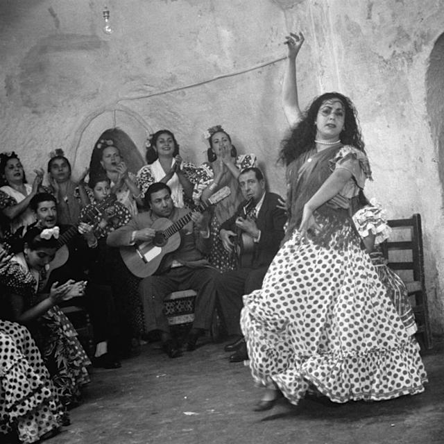 洞穴中的吉卜赛女人,西班牙1949年|吉普赛人|吉卜赛|弗拉明戈_新浪