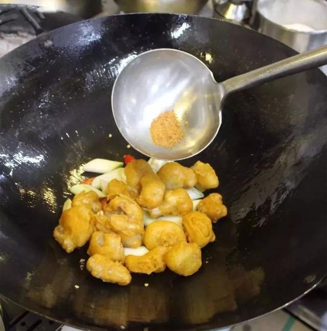 大厨分享九款脆炸糊秘方!成功率高值得收藏!
