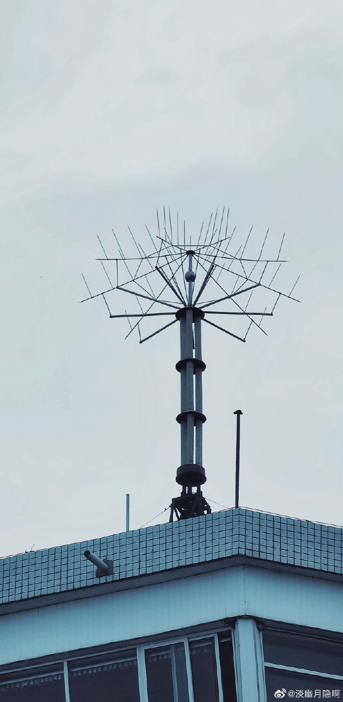 建筑美学中的一个 淡幽月隐啊 建筑美学中的一个 淡幽月隐啊