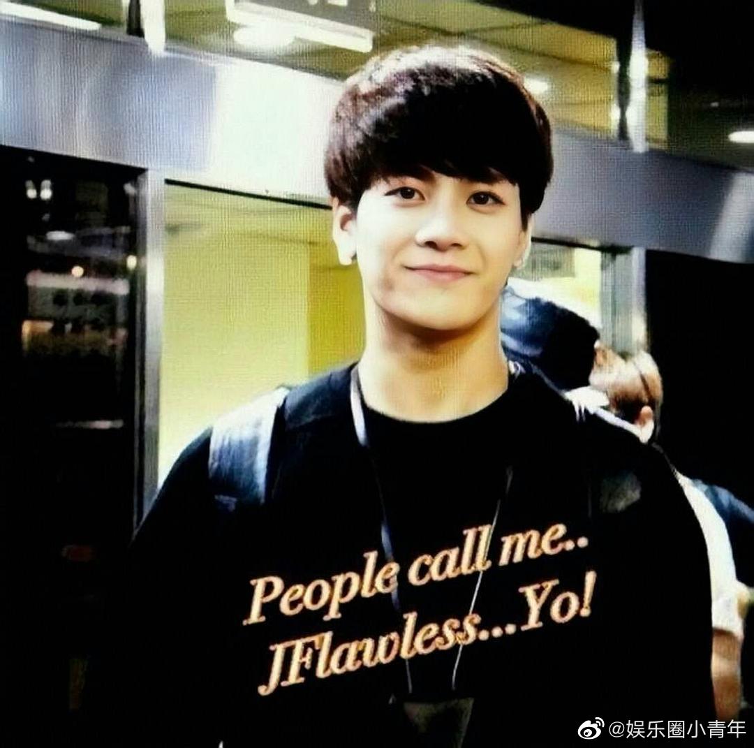 王嘉尔未出道之前的照片