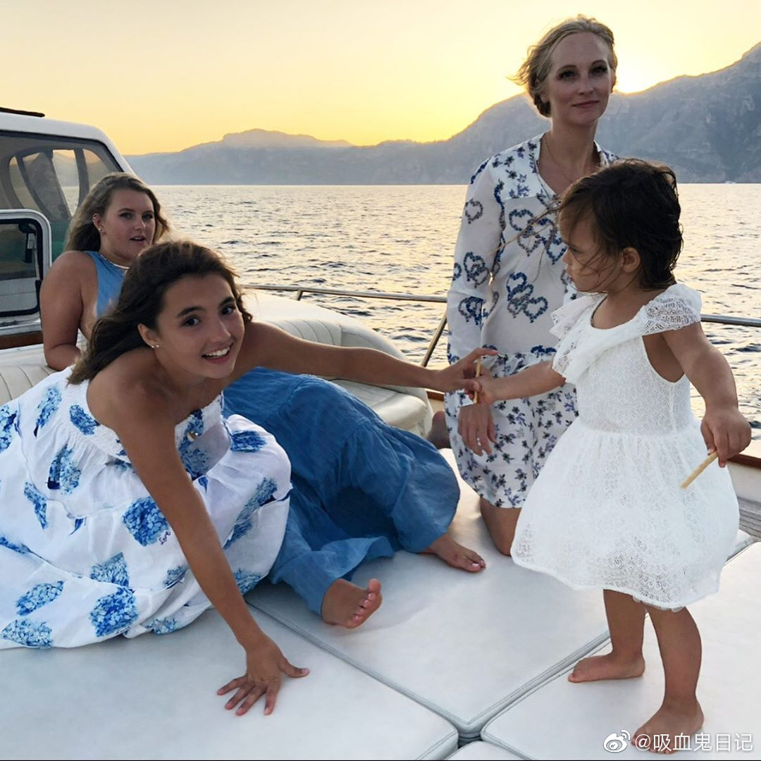 《》女主角 candice king!陪伴是最长情的告白