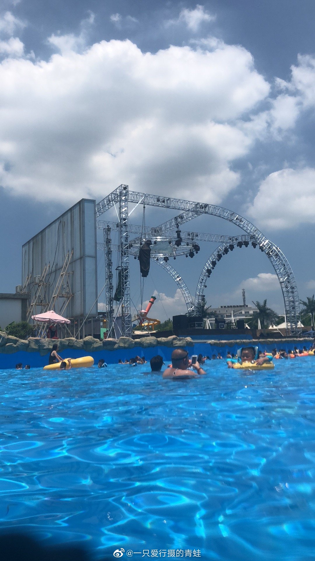 游玩项目最为丰富的水上度假乐园,是华强集团继方特欢乐世界和方