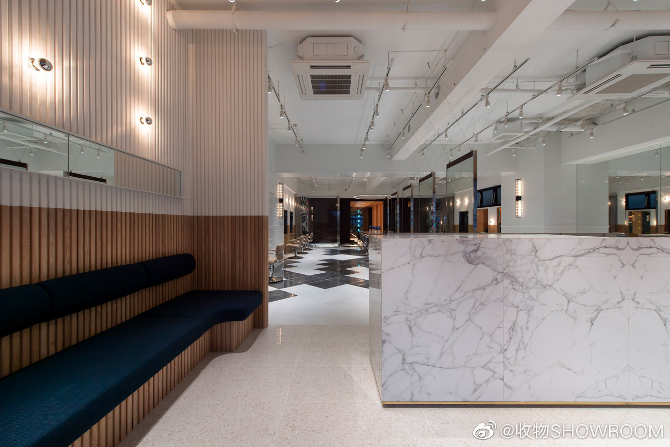 日本东京的一家美发沙龙店