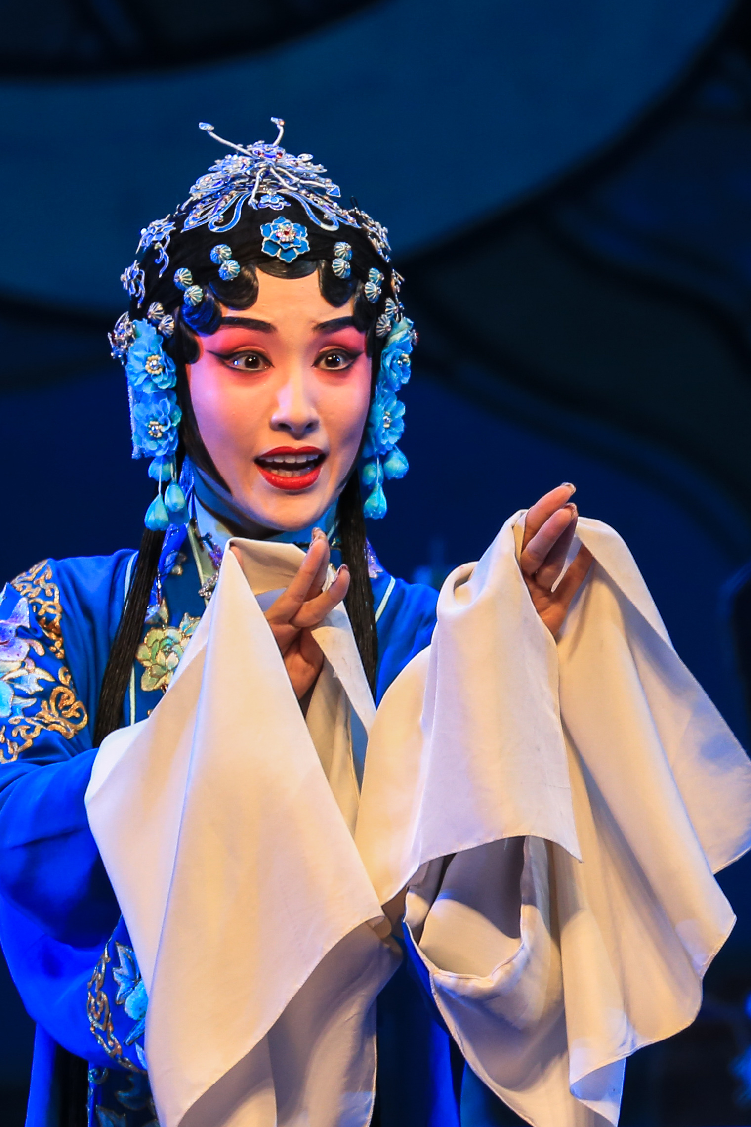 扬剧·百岁挂帅(七)一组 柴郡主 舞台特写祝寿 / 灵堂/ 点兵凯旋扬