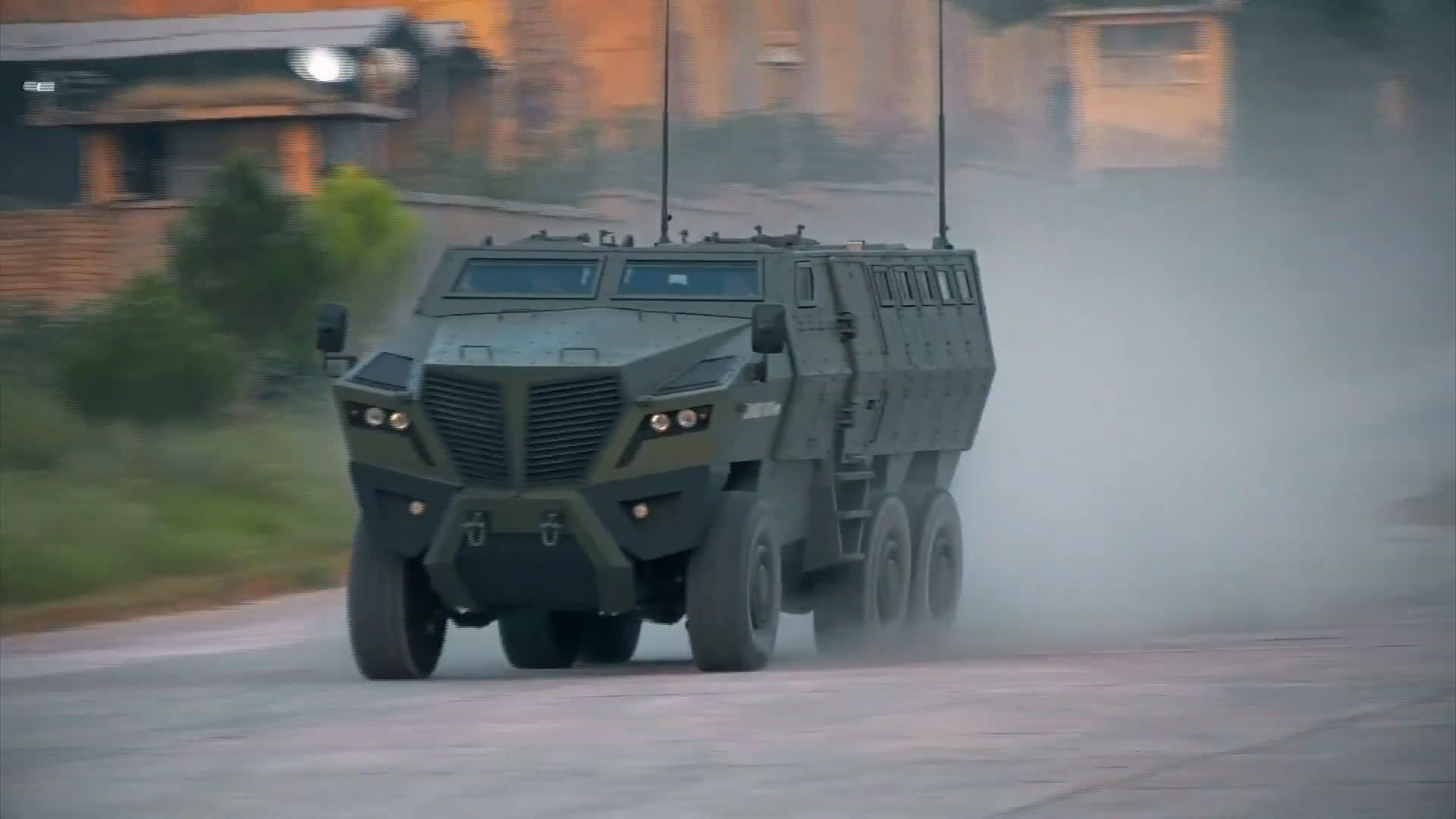 可保护士兵的生命,巴基斯坦推出一防雷装甲运兵车,外形如猛兽般