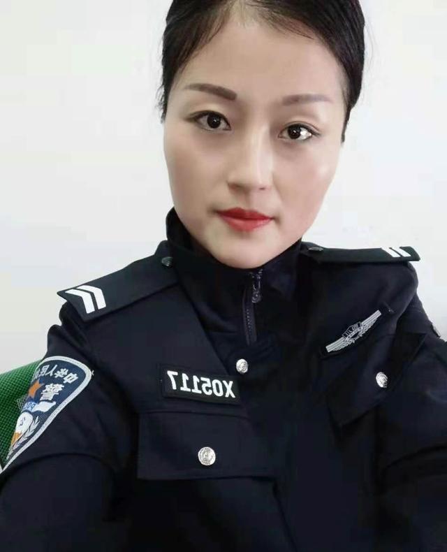 最美女警蹇林娟,乡亲们开会举手将她"撵"出山