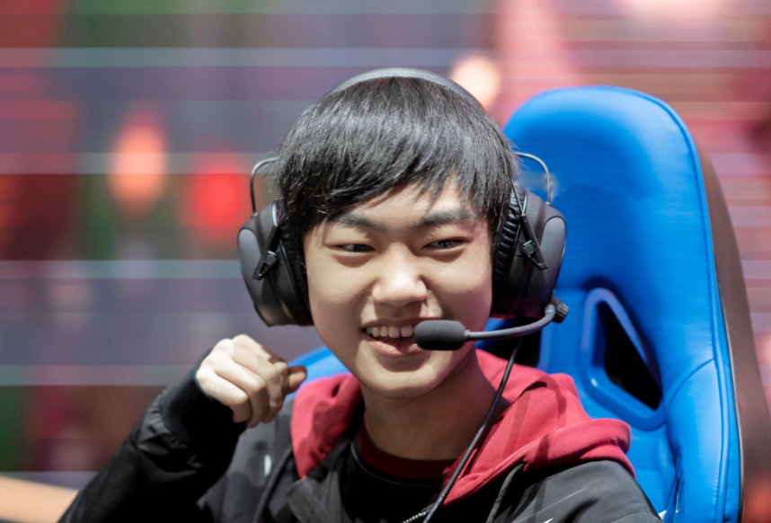 knight9回应转会谣言:不会,我不去edg