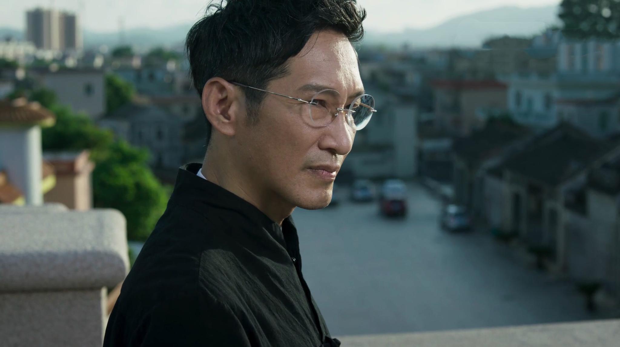 破冰行动王劲松公磊对手戏氛围紧张压抑辉叔抓鱼戏码配的妙